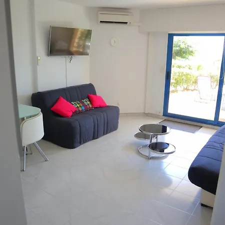 Apartment Studio Au Coeur De La Corniche Esterel *